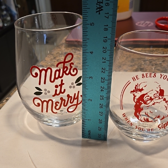 Festive VIP Hallmark Holiday Wine Glasses - Picture 6 of 6
